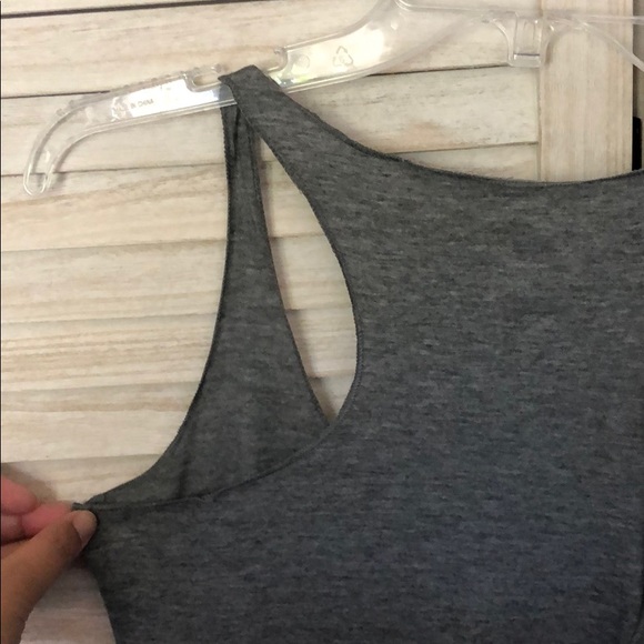 Hello Manhattan Tank - Picture 7 of 7